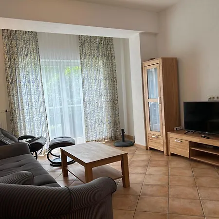 Gabi Mit Pool Und Sauna Apartment Ubersee