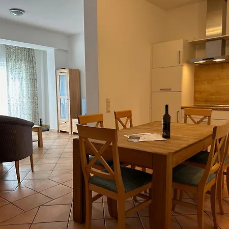 Gabi Mit Pool Und Sauna * Übersee