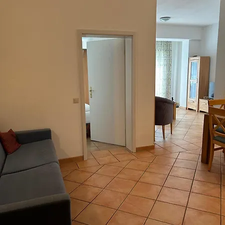 Gabi Mit Pool Und Sauna